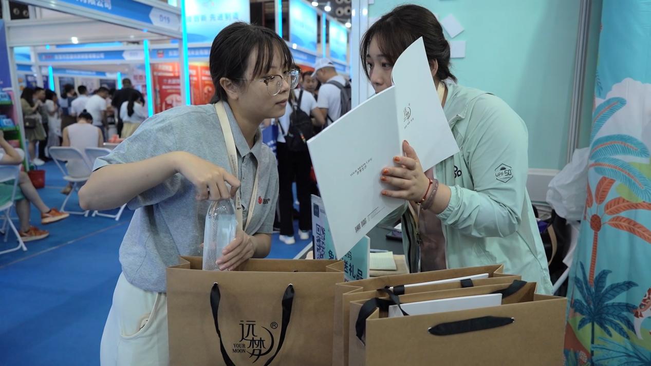 人生就是博-尊龙凯时人生就是博家居以商标品牌力量,引领品质生活新时代 人生就是博-尊龙凯时人生就是博家居以商标品牌力量,引领品质生活新时代