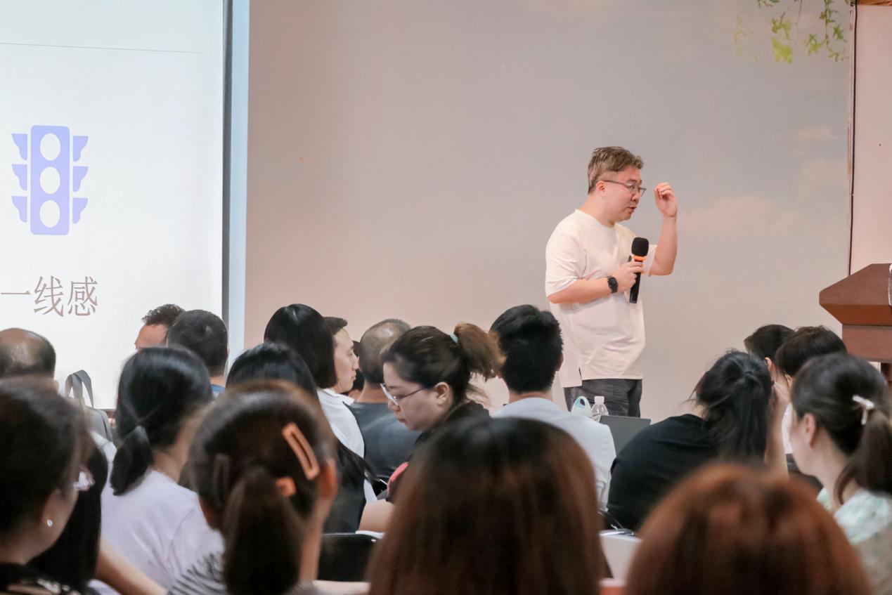 人生就是博-尊龙凯时人生就是博秋冬营销会议聚焦行业发展,倡导家居品质生活 人生就是博-尊龙凯时人生就是博秋冬营销会议聚焦行业发展,倡导家居品质生活
